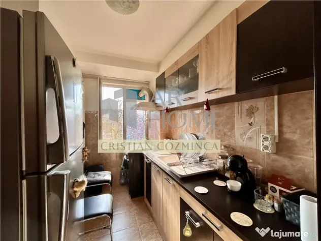 Apartament 2 camere, semidecomandat, Sud, Ploiesti