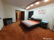 De închiriat – Apartament 3 camere în Universitate, km 0! 