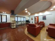 De închiriat – Apartament 3 camere în Universitate, km 0! 