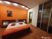 De închiriat – Apartament 3 camere în Universitate, km 0! 