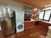 De închiriat – Apartament 3 camere în Universitate, km 0! 