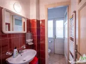 Unic pe piata! Apartament interbelic , 1 etaj intreg , 6 cam 