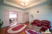 Unic pe piata! Apartament interbelic , 1 etaj intreg , 6 cam 