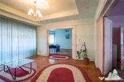 Unic pe piata! Apartament interbelic , 1 etaj intreg , 6 cam 