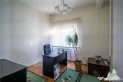 Unic pe piata! Apartament interbelic , 1 etaj intreg , 6 cam 