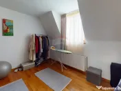 Casă / Vilă de Lux cu 5 camere de vânzare 