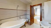 Casă / Vilă de Lux cu 5 camere de vânzare 
