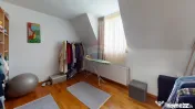 Casă / Vilă de Lux cu 5 camere de vânzare 