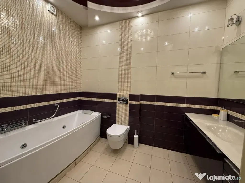 2 Camere zona Stefan cel Mare