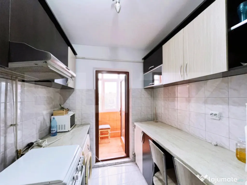 Apartament 2 camere, 42 mp, zona Pacurari