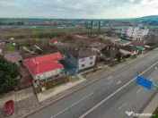 De vânzare Casā + Teren 1054 mp, în Sȃnmartin 