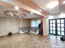 Vila Craiova P+1+M, 317 mp utili și curte de 980 mp, Craiov