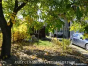 BUDESTI - CASA LANGA ORAS, TEREN 935 MP 