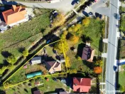 BUDESTI - CASA LANGA ORAS, TEREN 935 MP 