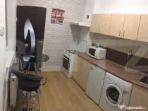 Apartament la casa, 28 mp, zona Platinia