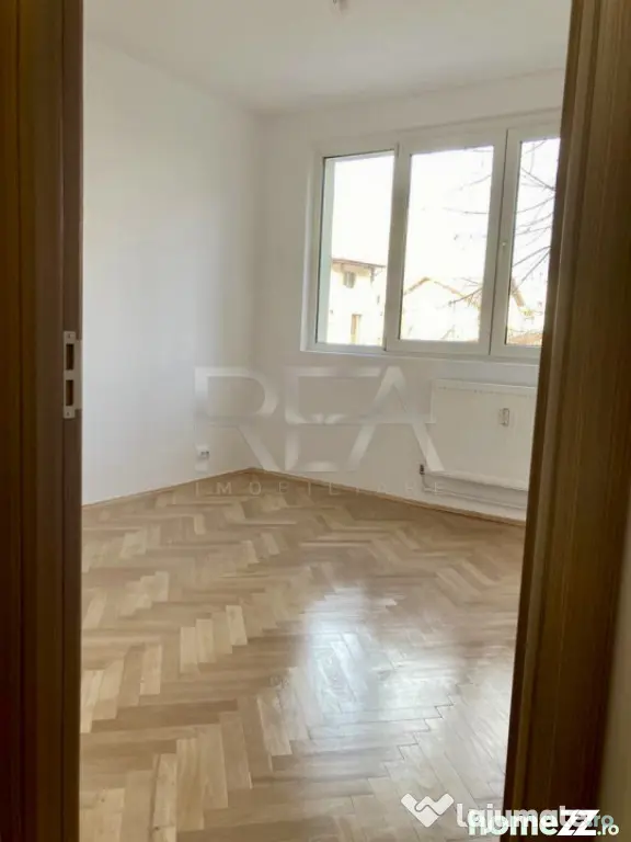 2 camere renovat pe Mihalache cu Vedere Spate - Bucuresti (Bucuresti-Ilfov)