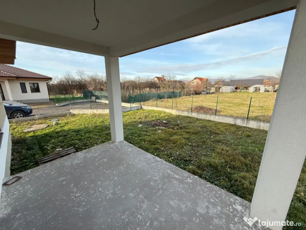 Casă finalizată stil mediteranean , 3 dormitoare, 100 mp u