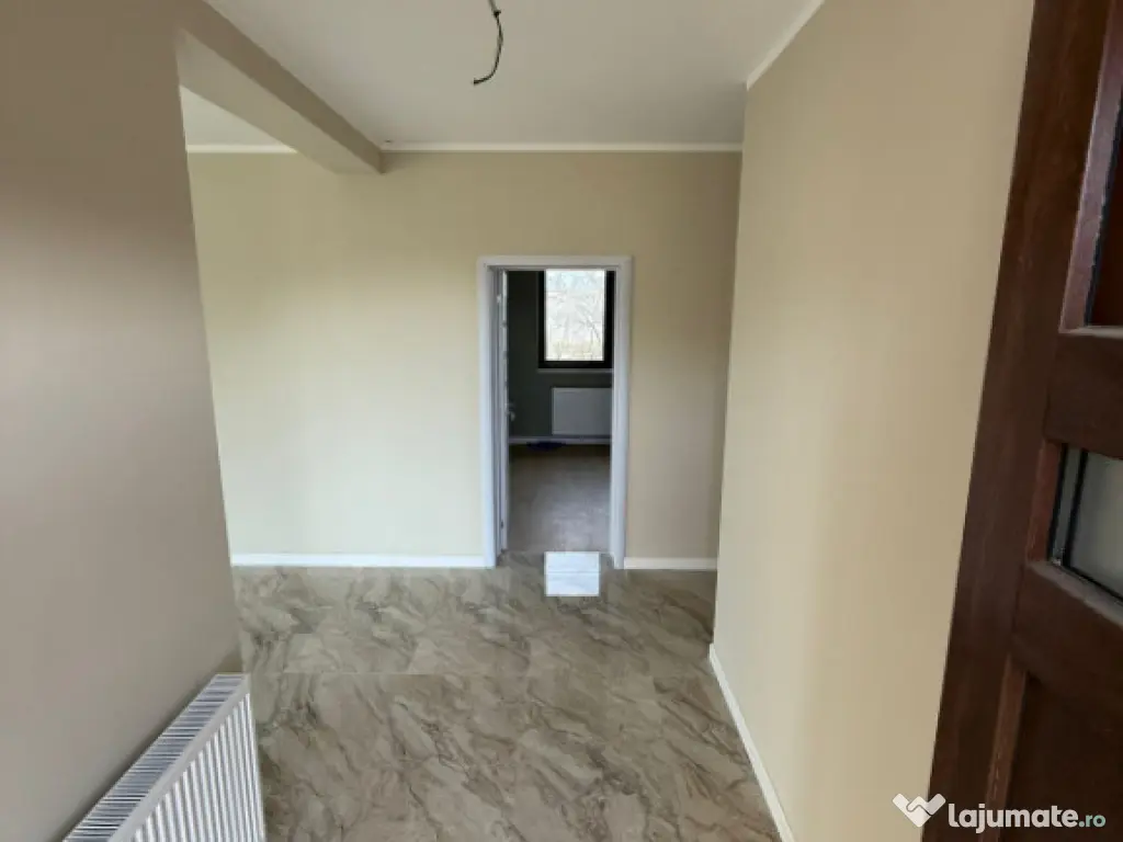 Casă finalizată stil mediteranean , 3 dormitoare, 100 mp u