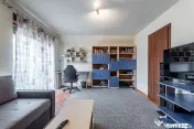 VILĂ MODERNĂ CU PISCINĂ, SAUNĂ- COMISION 0% – ARADU... 