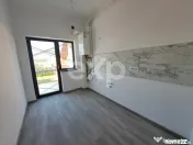 Vanzare apartament 2 camere Fratii Golesti 
