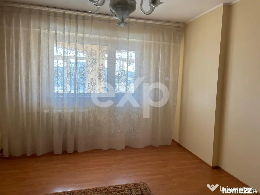 Vanzare apartament 2 camere Fratii Golesti - Pitesti (Arges)
