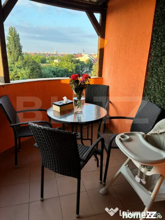 Apartament cu 3 camere de vanzare, 117 mp, strada Baritiu - Satu Mare (Satu-Mare)
