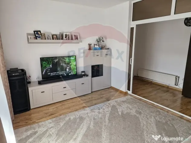 Apartament cu 2 camere de vânzare în zona George Enescu