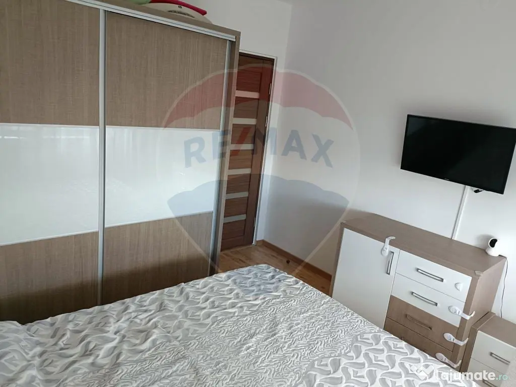 Apartament cu 2 camere de vânzare în zona George Enescu