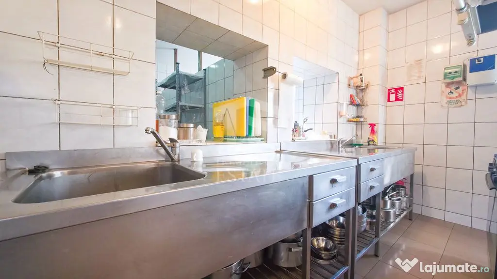 De vânzare – Proprietate comercială tip Restaurant & ...