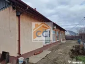 Se oferă spre vânzare / închiriere clădire cu spațiu...