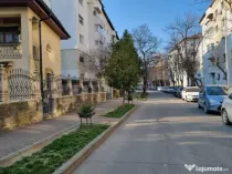 BISTRIȚA LAC- 3 camere decomandate, etaj intermediar, bloc