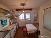 BISTRIȚA LAC- 3 camere decomandate, etaj intermediar, bloc 