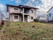Casă spatioasa, construcție nouă – Zimandu Nou Teren... 