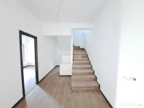 Vila Tip Duplex generoasa cu vedere lac