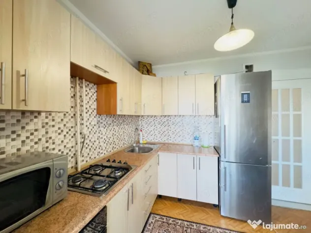 Apartament 2 camere în zona Unirii