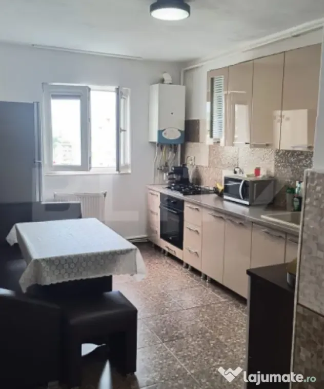 Apartament 2 camere decomandate de vânzare – Mărăști,