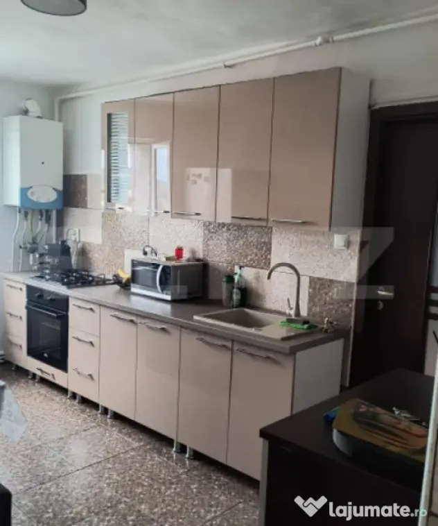 Apartament 2 camere decomandate de vânzare – Mărăști,