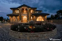 Casa exclusivista cu arhitectură unică, 320mp utili, Horod