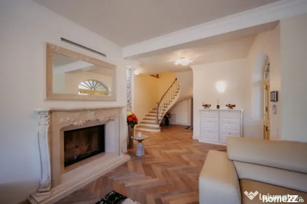 Casa exclusivista cu arhitectură unică, 320mp utili, Horod - Horodnic (Suceava)