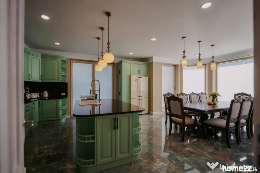 Casa exclusivista cu arhitectură unică, 320mp utili, Horod - Horodnic (Suceava)