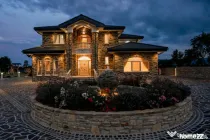 Casa exclusivista cu arhitectură unică, 320mp utili, Horod