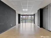 Spațiu comercial cu vad stradal de inchiriat in zona Pia... 