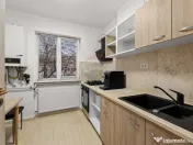 Apartament de închiriat cu 3 camere Ultracentral, parcar... 