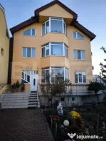 Casa D+P+E+M, 440 mp utili si 735 mp teren, zona Centrala