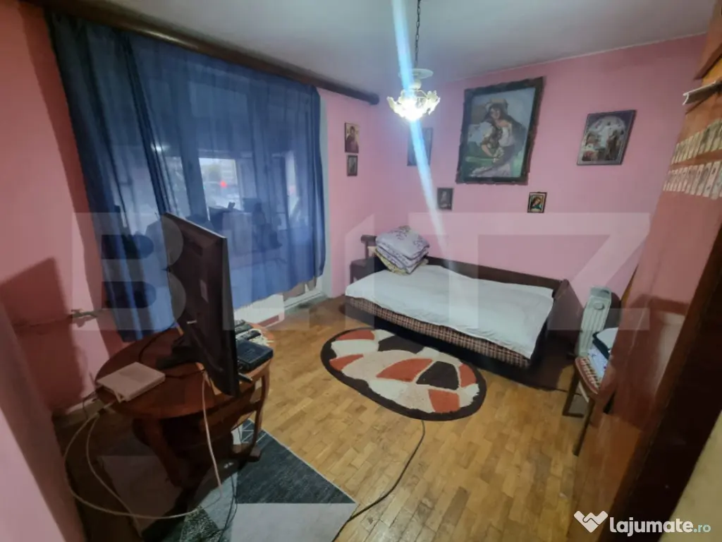 Apartament 3 camere, 54 mp, zona Calea Bucuresti - Scoala 21