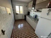 Apartament 3 camere zona Casa de Cultura 