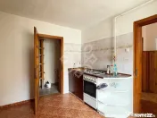 Casa si spatiu de productie in Iosia, teren 839 mp 