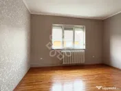 Casa si spatiu de productie in Iosia, teren 839 mp 