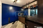 Blue Velvet in Cloud 9– Duplex Parter | Groundfloor Duplex 