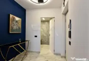 Blue Velvet in Cloud 9– Duplex Parter | Groundfloor Duplex 